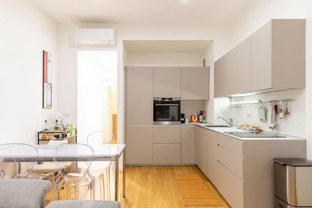 Appartamento: Repubblica28 Milano Exterior foto